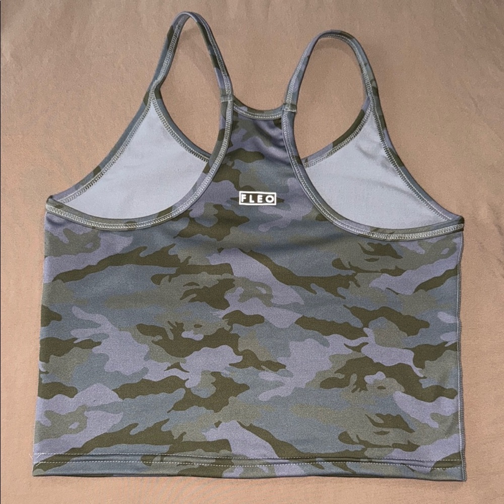 FLEO Camo Switch Up Tank - Picture 2 of 2